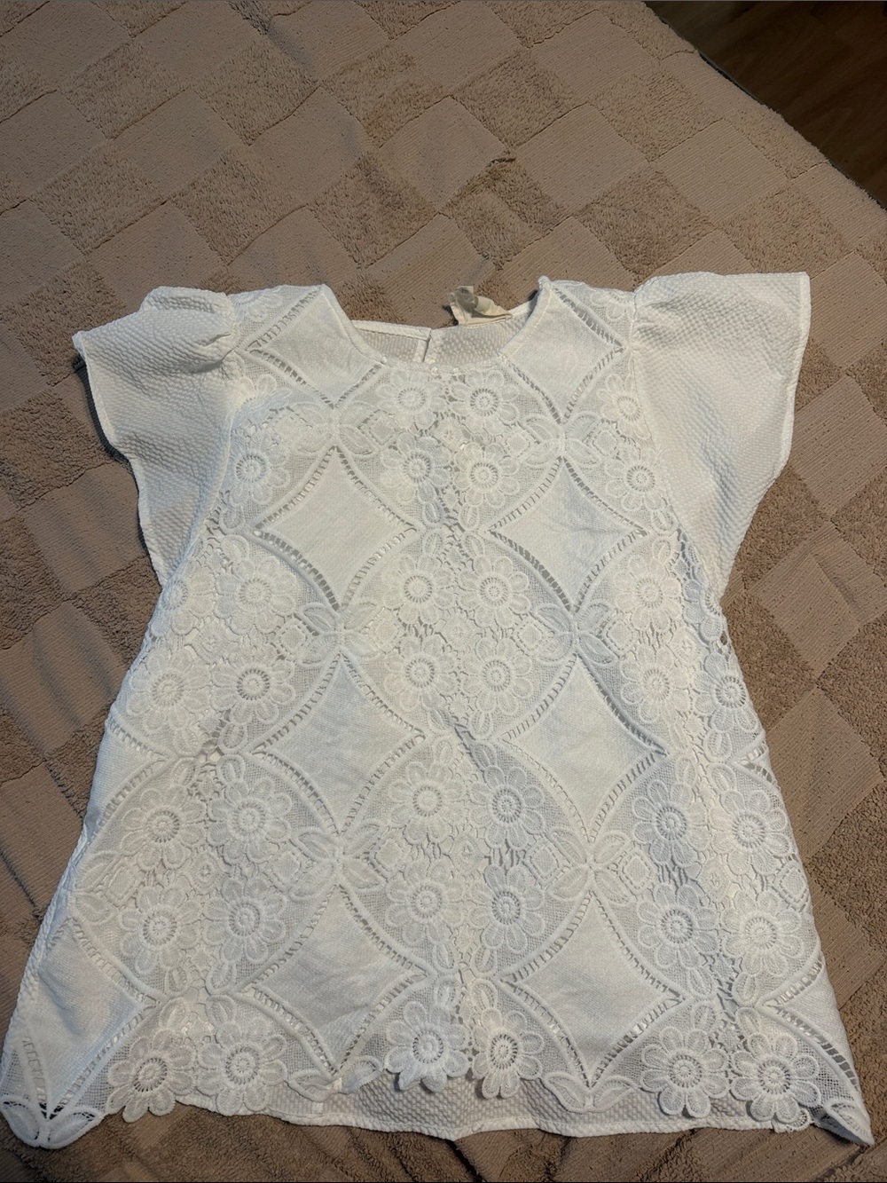 Umgee White Lace Floral Shift Top
